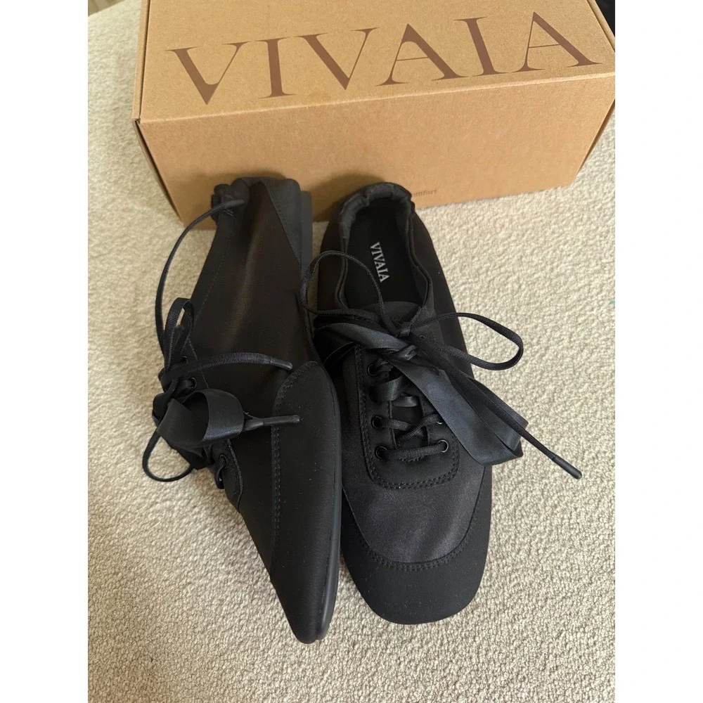 VIVAIA Black Cristina Satin Square Toe Lace-Up Barefoot Ballet‎ Flats US/7-7.5